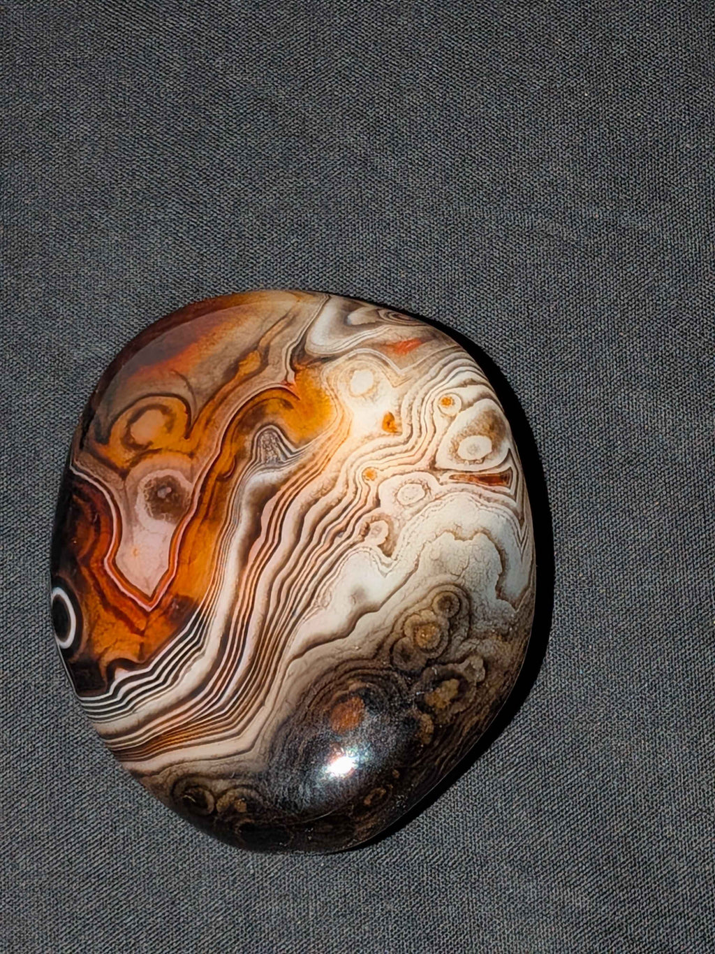 Lace Agate Palm Stone